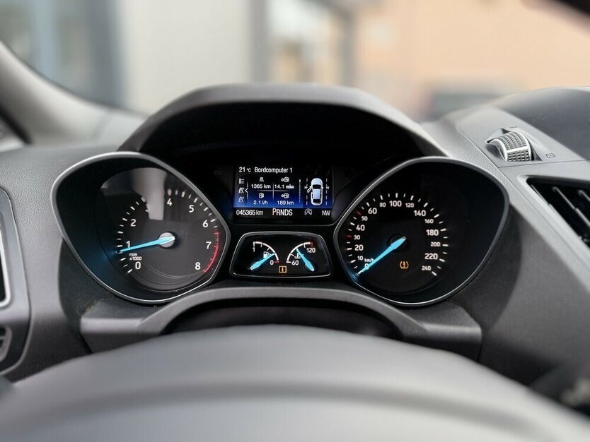Kuga ST-Line KeylessGO Kamera