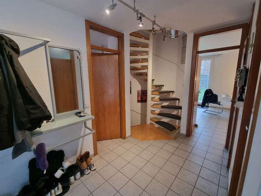 Haus zum Kaufen in Mönchengladbach 365.000 € 110 m²