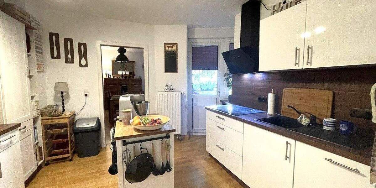 Etagenwohnung Duisburg Alt-Hamborn - 3 Zimmer, 78 m&sup2;, 400&euro; | Angebot:23842757