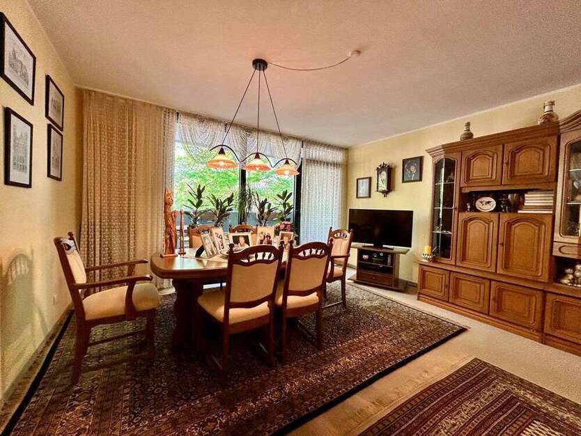 Wohnung zum Kaufen in Krefeld 122.500 € 68 m²