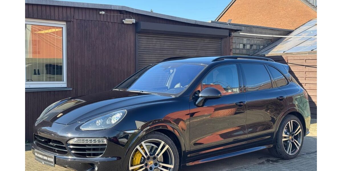 Porsche Cayenne 337.000 km 22.900 &euro; Duisburg 47179