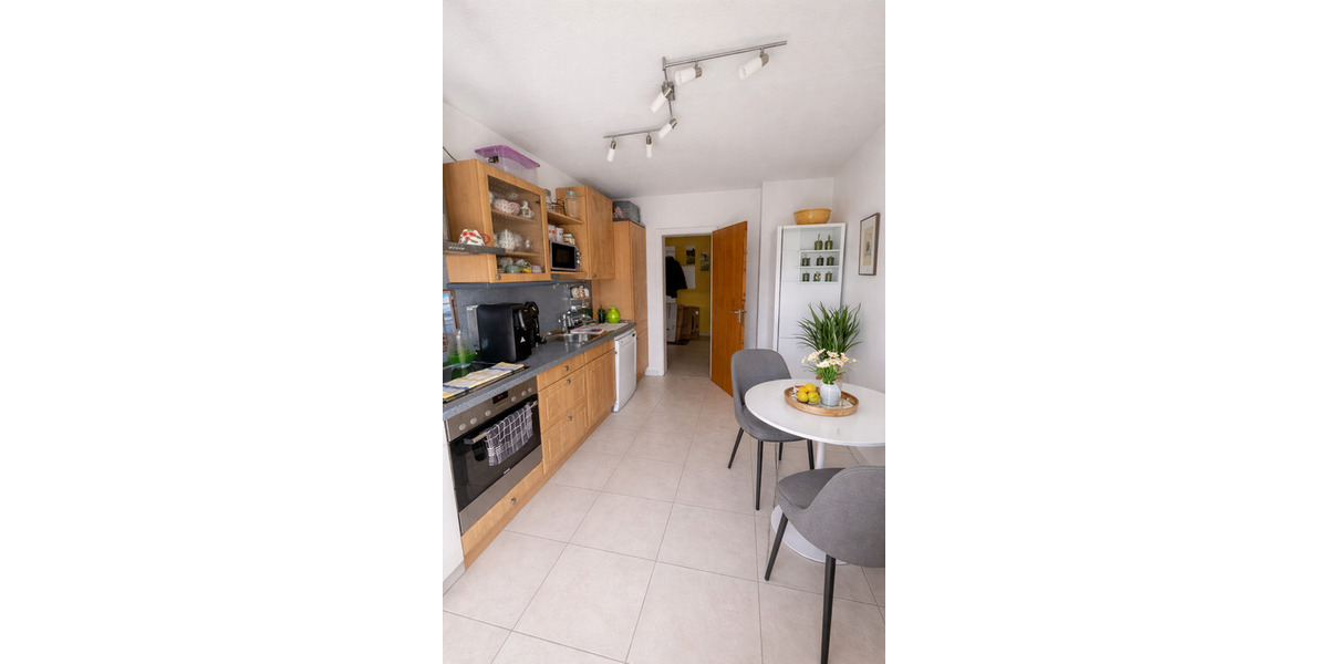 Etagenwohnung Krefeld Oppum - 2 Zimmer, 89 m&sup2;, 950&euro; | Angebot:26244926