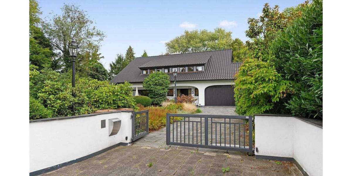 Einfamilienhaus Ratingen Hösel - 9 Zimmer, 303 m&sup2;, 1.450.000&euro; | Angebot:24462555