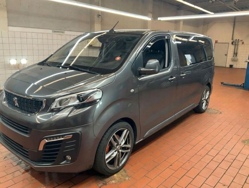 Peugeot Expert 70.816 km 22.999 € Düsseldorf 40231