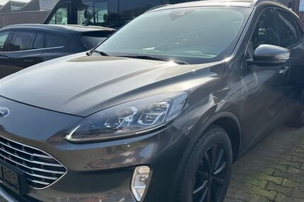 Ford Kuga 112.800 km 15.880 &euro; Düsseldorf 40549