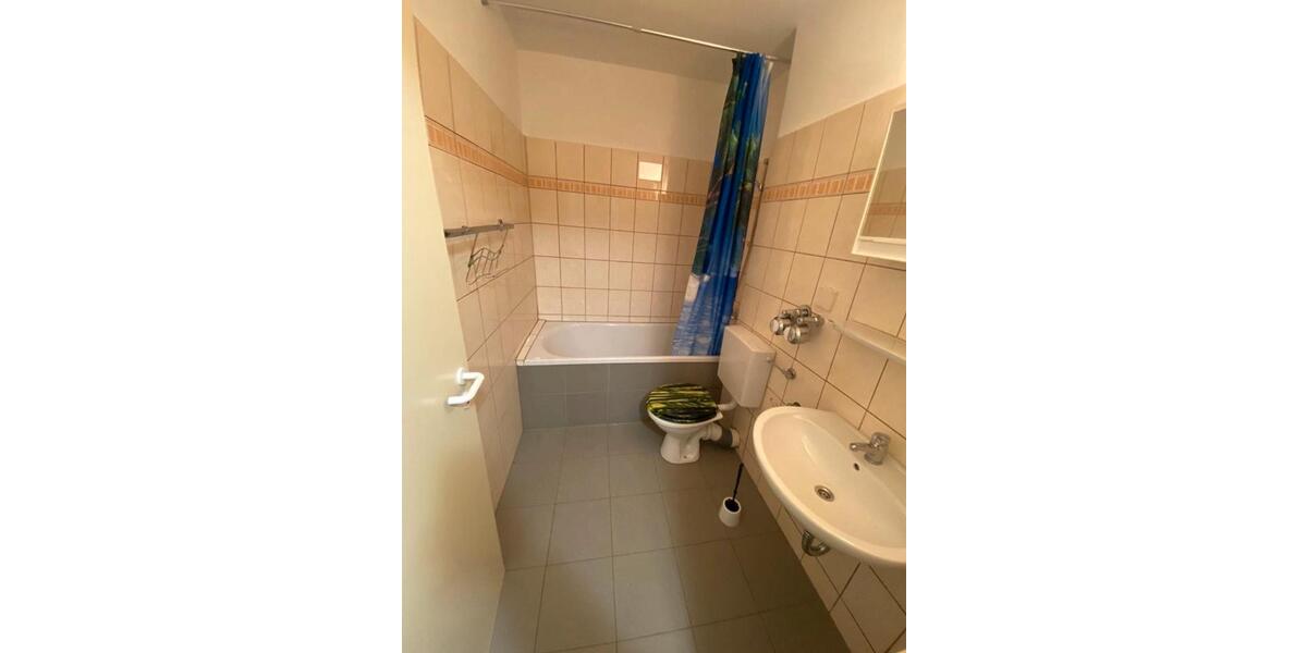 Etagenwohnung Neuss - 1 Zimmer, 40 m&sup2;, 650&euro; | Angebot:26249280