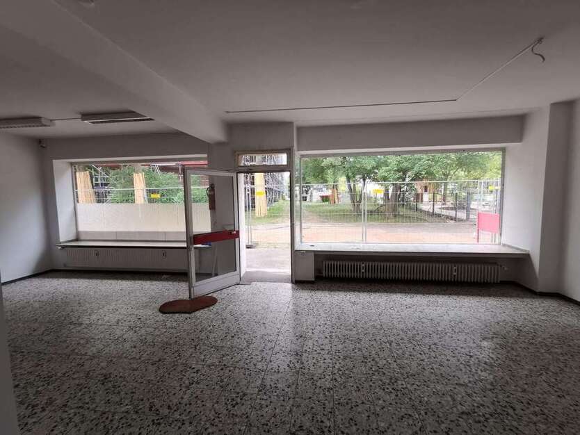 Büro in Neuss 1.100 € 130 m²