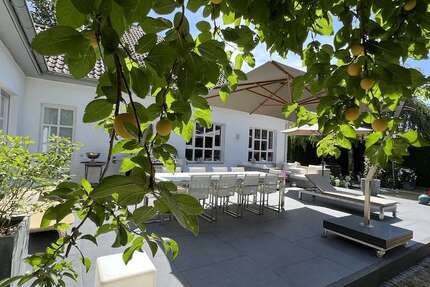 Haus Meerbusch / Büderich Büderich - 7 Zimmer, 264 m&sup2;, 1.950.000&euro; | Angebot:22413589