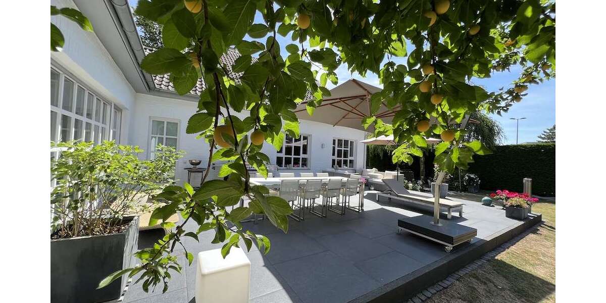 Haus zum Kaufen in Meerbusch Büderich 1.950.000 € 264.15 m² 7 zimmer