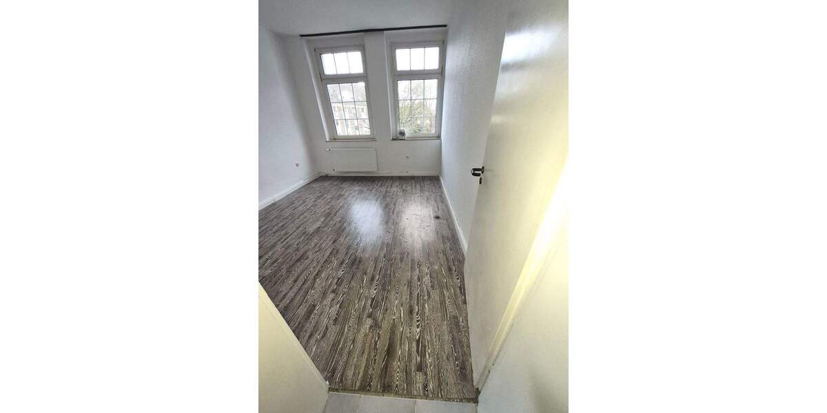 Etagenwohnung Krefeld Kempener Feld/Baakeshof - 2 Zimmer, 57 m&sup2;, 500&euro; | Angebot:25692559