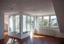 Dachgeschoßwohnung, An der Hardt