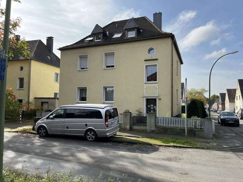 Haus zum Kaufen in Duisburg 458.000 € 218 m²