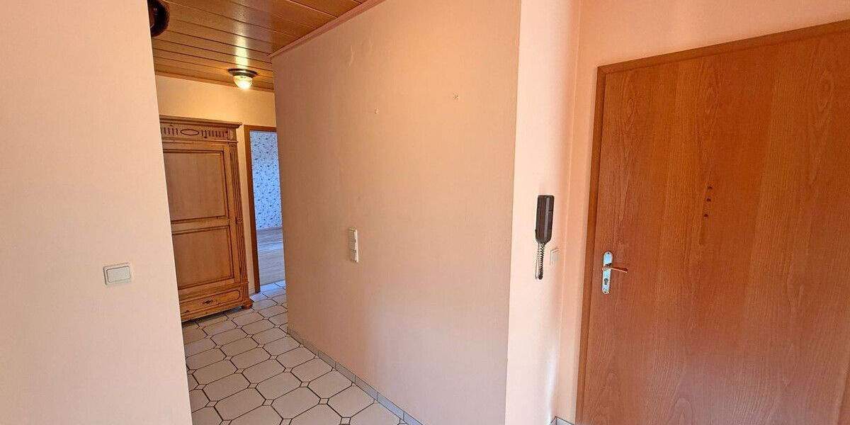 Etagenwohnung Dinslaken Bruch - 4 Zimmer, 115 m&sup2;, 229.000&euro; | Angebot:25684457