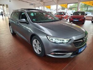 Opel Insignia Innovation Pano Navi Pro Winterpak. Park& 70.133 km 18.970 € HAAN 42781