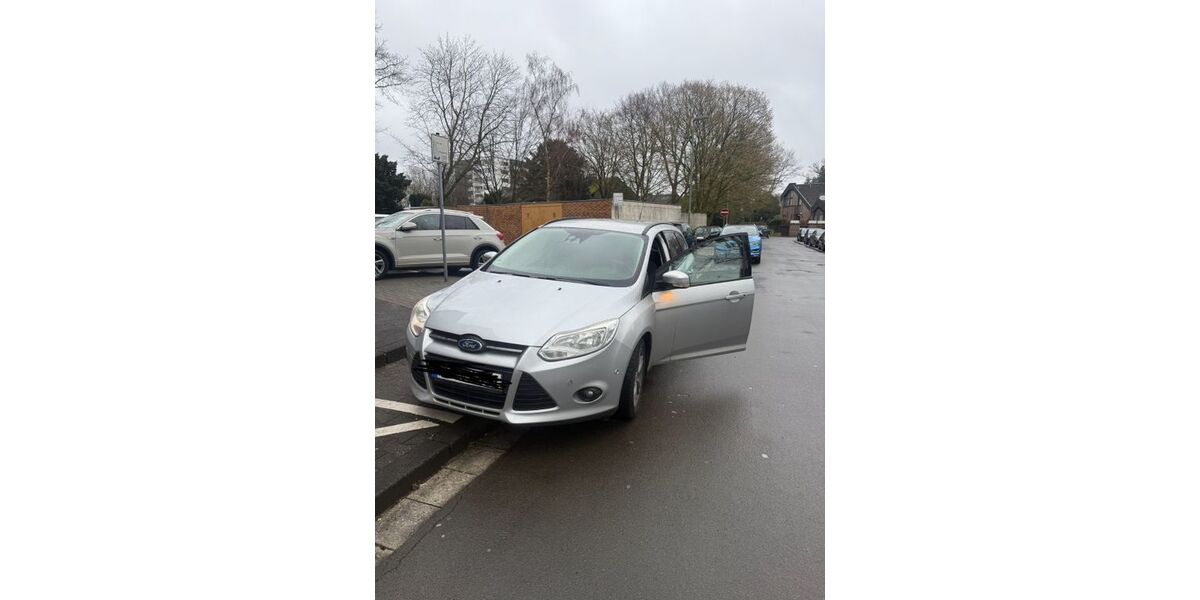 Ford Focus 319.000 km 2.650 &euro; Neuss 41460