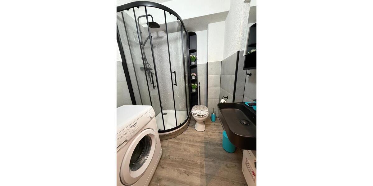 Etagenwohnung Essen Stadtkern - 1.5 Zimmer, 33 m&sup2;, 570&euro; | Angebot:26439706