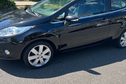 Ford Fiesta 124.000 km 3.800 &euro; Kaarst 41564