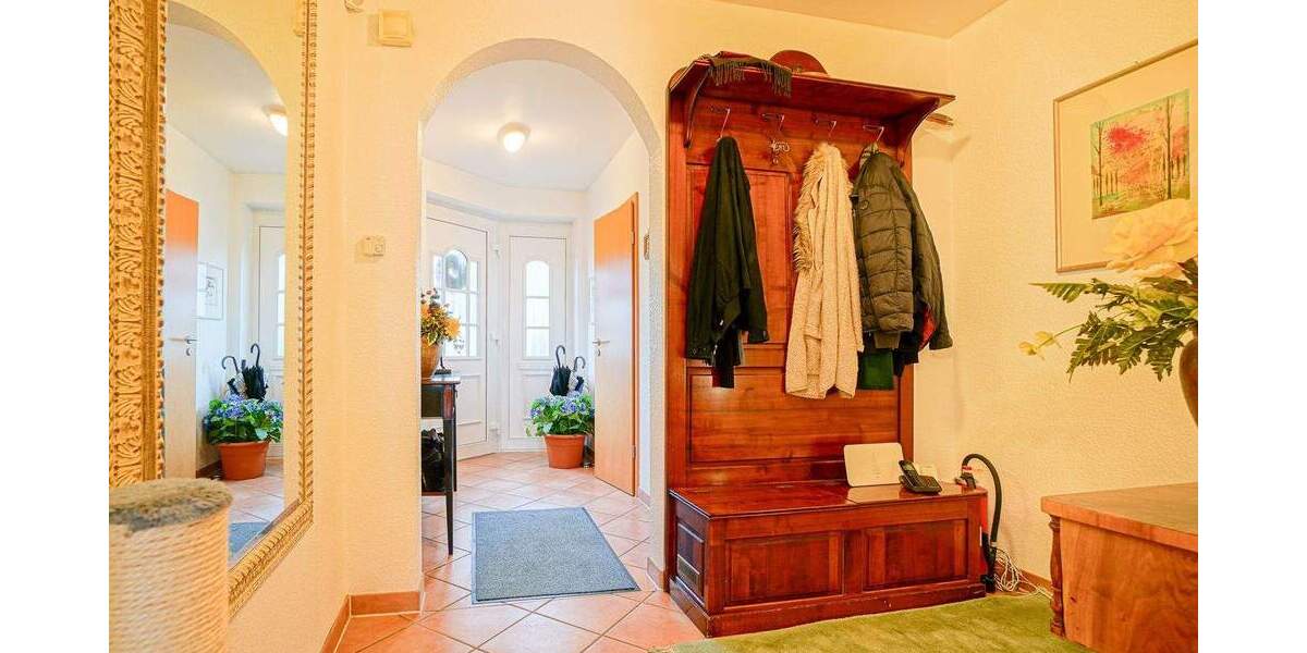 Familienfreundliches Wohnen in Saarn: Stilvolle Doppelhaushälfte mit Garten, Kamin und Garage 4 zimmer