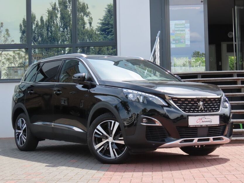 Peugeot 5008 110.000 km 21.900 € Neuss 41469