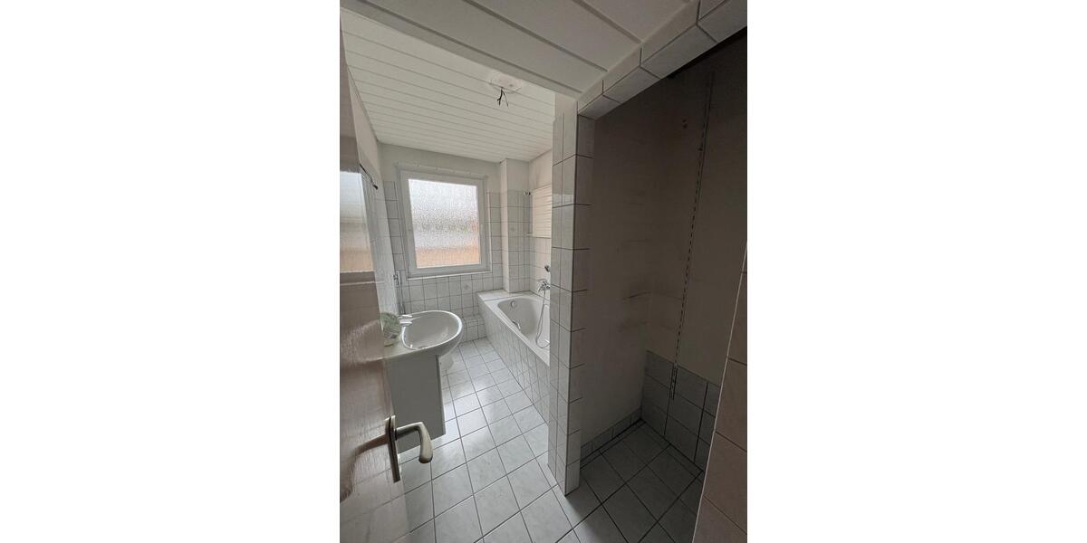 Etagenwohnung Oberhausen Alstaden - 3 Zimmer, 65 m&sup2;, 480&euro; | Angebot:24416132