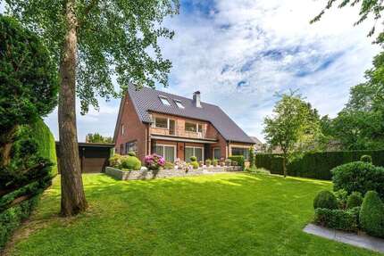 Haus Neuss Furth-Mitte - 7 Zimmer, 220 m&sup2;, 949.000&euro; | Angebot:27004123