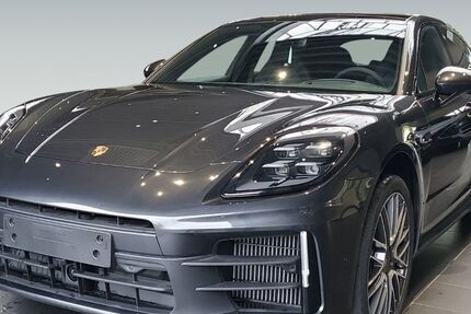 Porsche Panamera 9.900 km 120.900 € Willich 47877