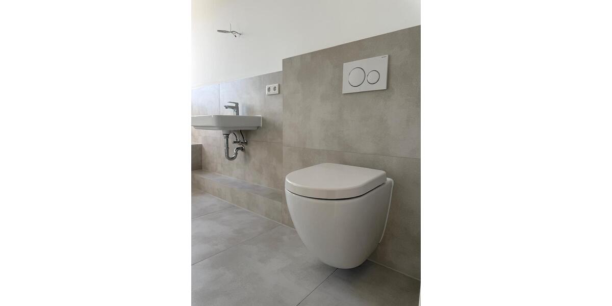 Maisonettenwohnung Krefeld Dießem - 4 Zimmer, 180 m&sup2;, 1.880&euro; | Angebot:25429089