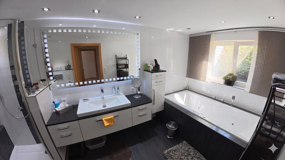 Erdgeschoßwohnung Wesel Fusternberg - 4 Zimmer, 142 m&sup2;, 399.000&euro; | Angebot:26889471