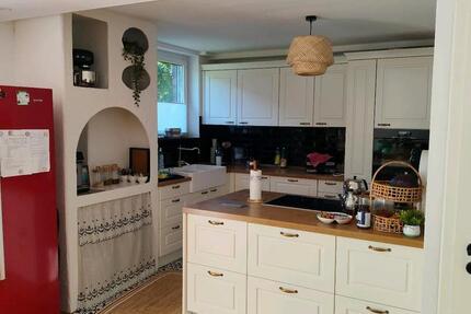 Haus Duisburg Rheinhausen - 12 Zimmer, 250 m&sup2;, 330.000&euro; | Angebot:26474759