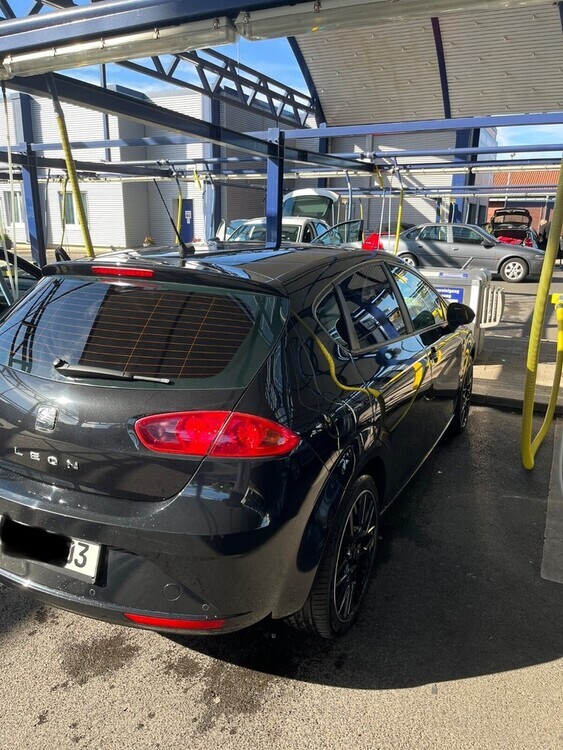 Seat Leon 170.000 km 5.200 € Krefeld 47798