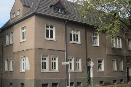 Bei VIVAWEST die Sonnenstrahlen auf dem eigenen Balkon genießen. 2 zimmer