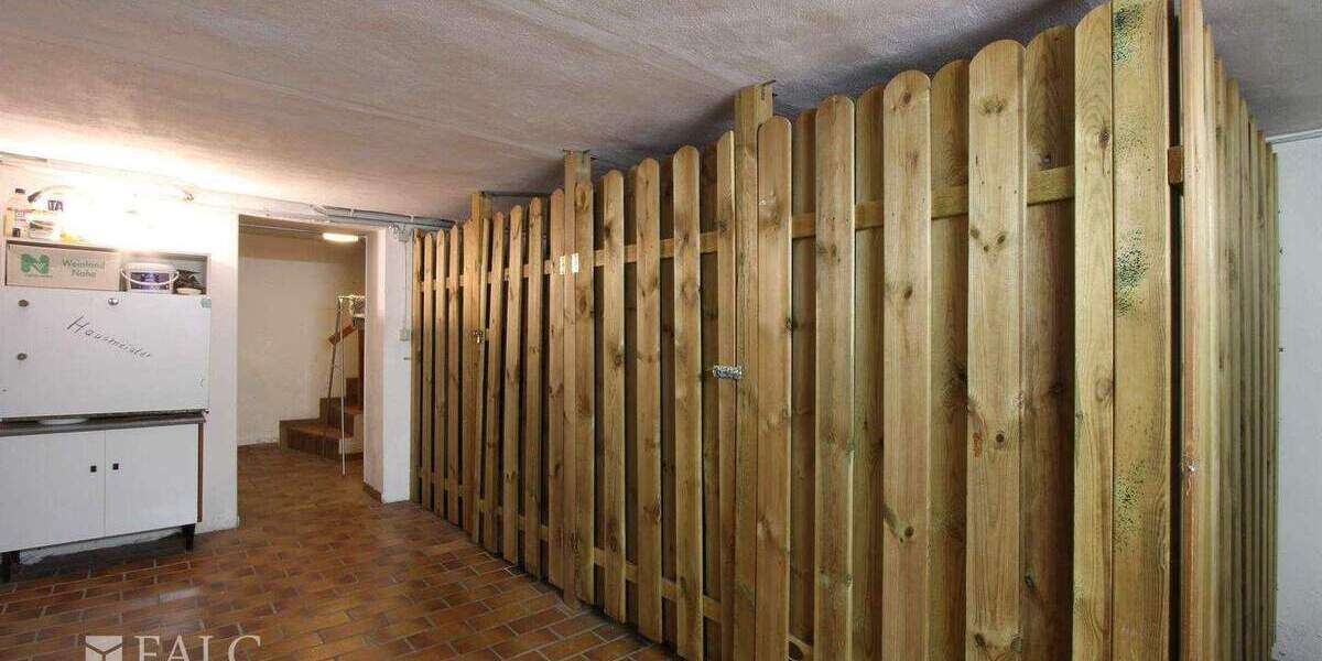 Reihenmittelhaus Oberhausen - Sterkrade Sterkrade-Mitte - 1 Zimmer, 300 m&sup2;, 369.000&euro; | Angebot:21504558