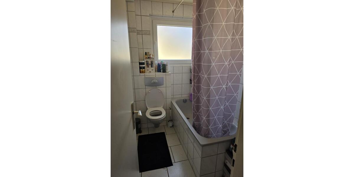 Dachgeschoßwohnung Essen Stadtbezirk IV - 3 Zimmer, 51 m&sup2;, 82.000&euro; | Angebot:26877408