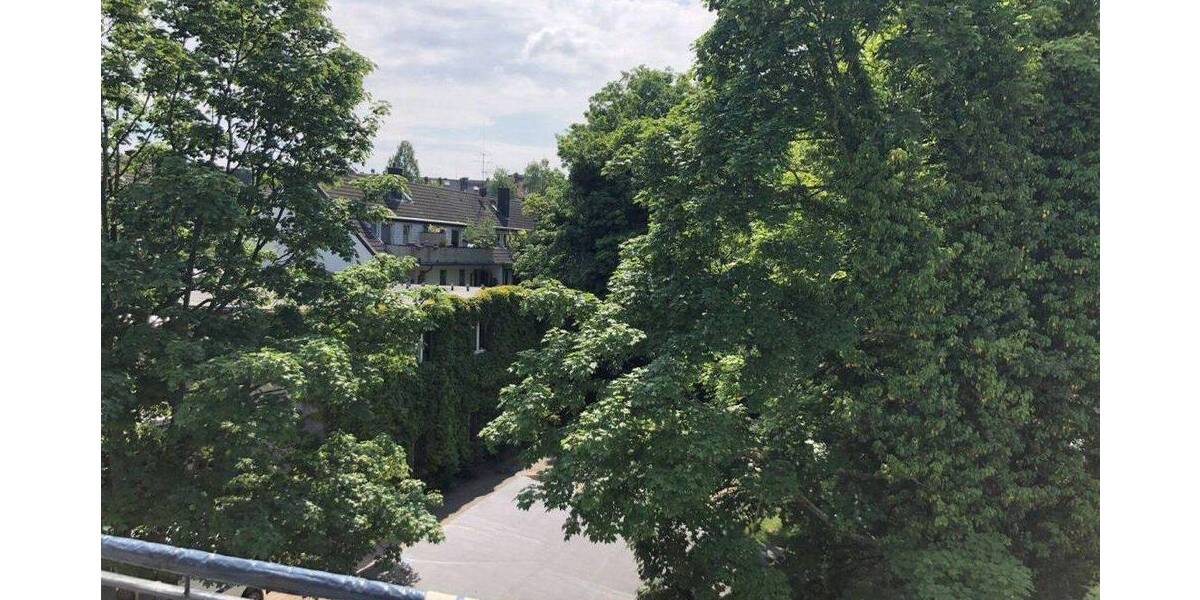 Reihenmittelhaus Düsseldorf Flingern Süd - 6 Zimmer, 150 m&sup2;, 2.950&euro; | Angebot:26877574