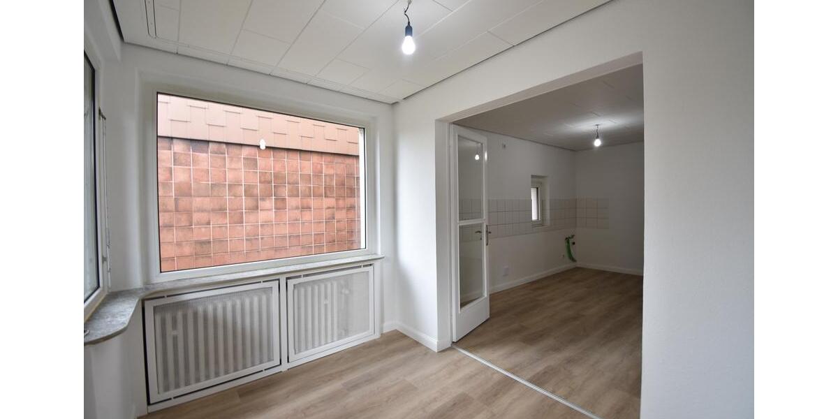 Erdgeschoßwohnung Duisburg Angerhausen - 2.5 Zimmer, 75 m&sup2;, 895&euro; | Angebot:26235370