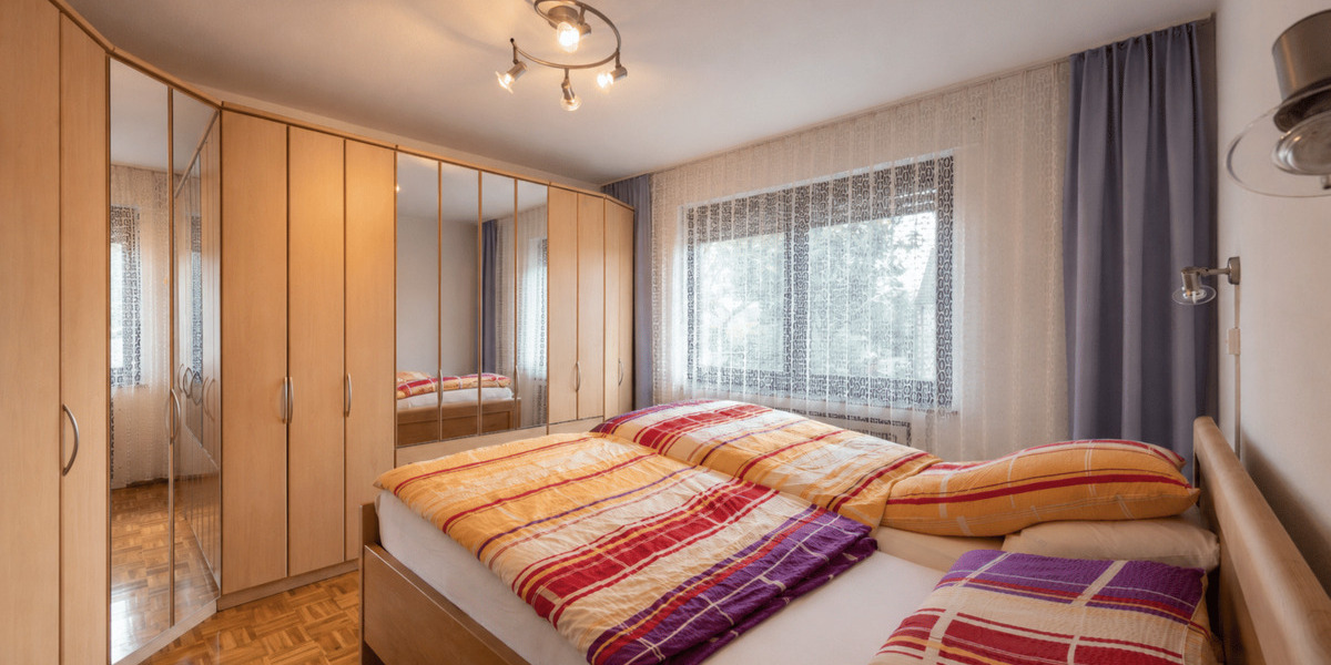 Mehrfamilienhaus, Wohnhaus Krefeld Uerdingen - 8 Zimmer, 201 m&sup2;, 475.000&euro; | Angebot:26695172