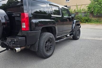Hummer H3