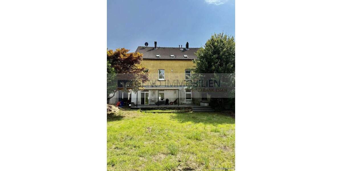 Mehrfamilienhaus, Wohnhaus Essen / Überruhr-Hinsel Überruhr-Hinsel - 9 Zimmer, 244 m&sup2;, 475.000&euro; | Angebot:25708871