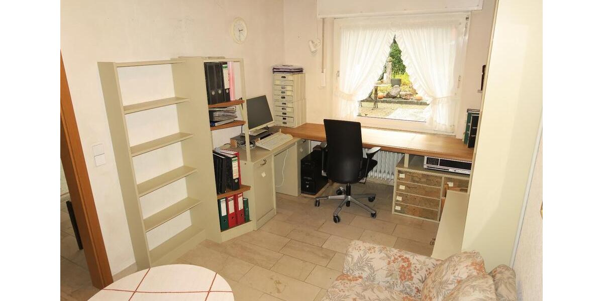 Einfamilienhaus Hünxe - 7 Zimmer, 105 m&sup2;, 572.000&euro; | Angebot:24850856