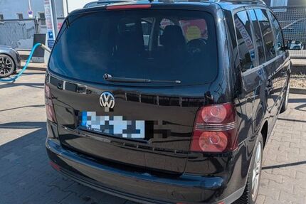 VW Touran 274.260 km 5.000 &euro; Essen 45279