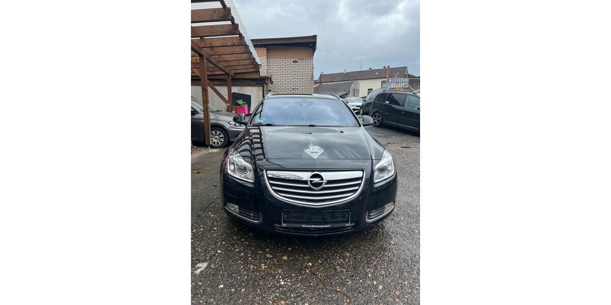 Opel Insignia 175.000 km 6.799 &euro; Düsseldorf 40231