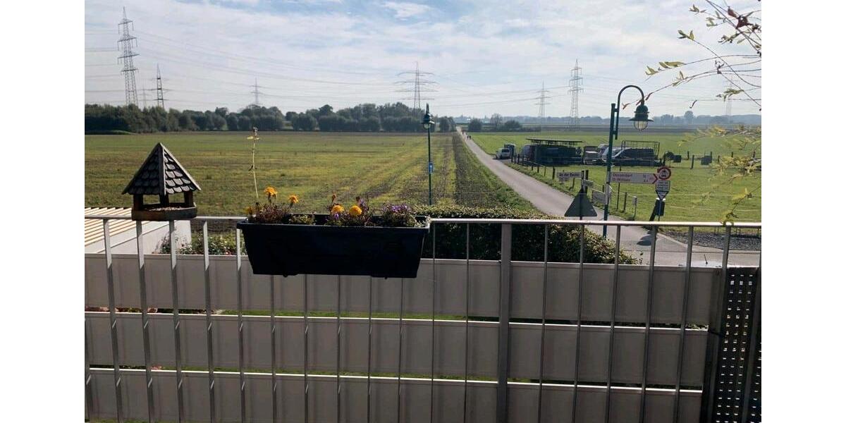 Etagenwohnung Duisburg Huckingen - 3 Zimmer, 105 m&sup2;, 1.300&euro; | Angebot:25324982