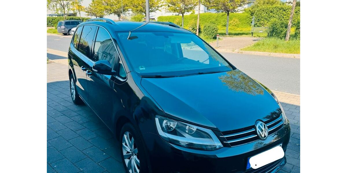 VW Sharan 164.139 km 16.100 &euro; Neuss 41470