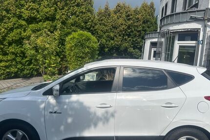 Hyundai ix35 83.000 km 8.700 € Essen 45326