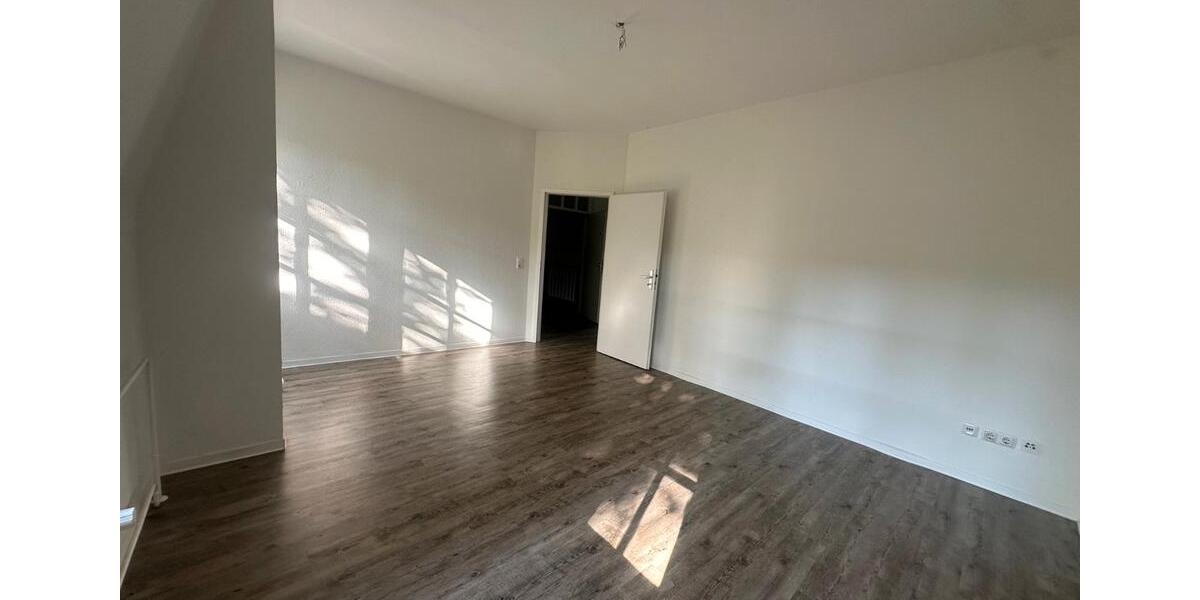 Etagenwohnung Duisburg Huckingen - 2.5 Zimmer, 60 m&sup2;, 530&euro; | Angebot:26310436