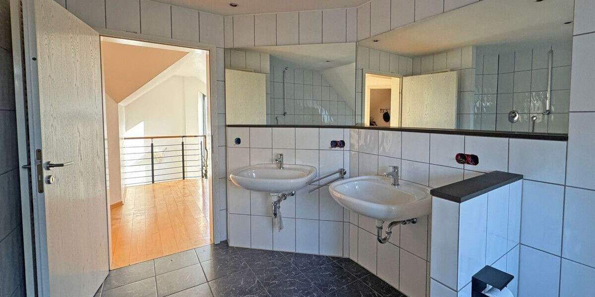 Einfamilienhaus Voerde Götterswickerhamm - 6 Zimmer, 200 m&sup2;, 630.000&euro; | Angebot:25529715