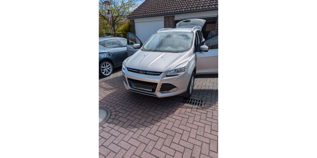 Ford Kuga 182.000 km 9.200 &euro; Willich 47877