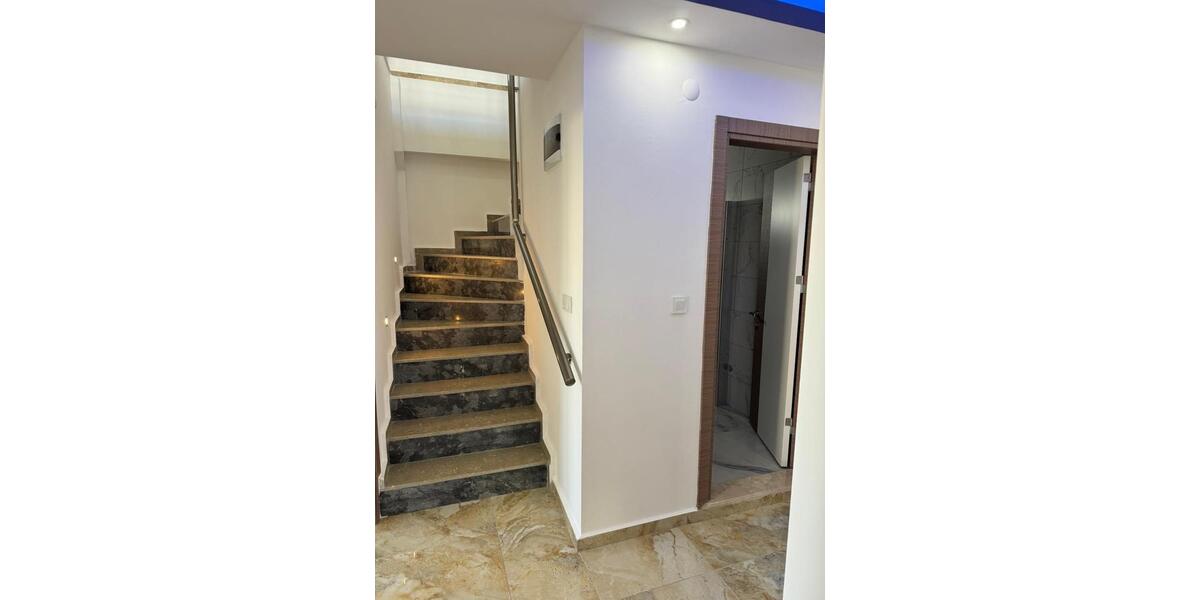 Hochparterre Rheinberg - 3 Zimmer, 145 m&sup2;, 145.000&euro; | Angebot:27096126