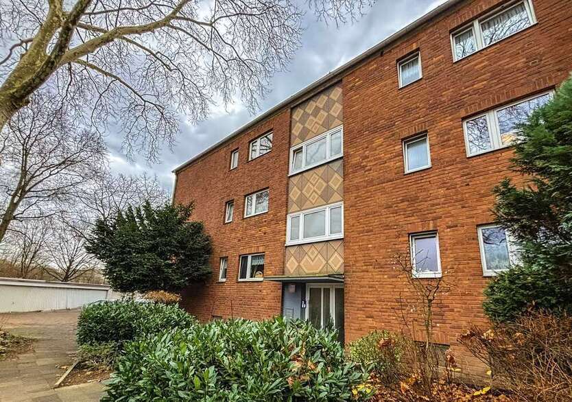 Haus zum Kaufen in Düsseldorf 980.000 € 431 m²