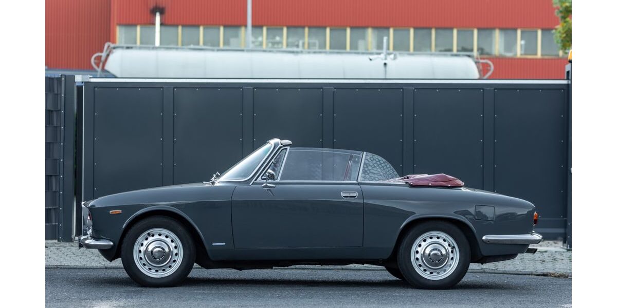 Alfa Romeo Giulia 18.000 km 89.000 &euro; Düsseldorf 40549